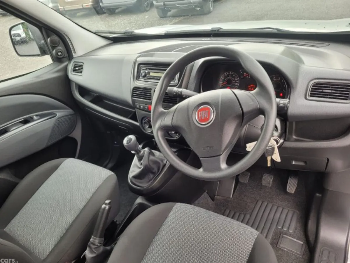 Fiat Doblo MPV, Petrol, 2017, Silver