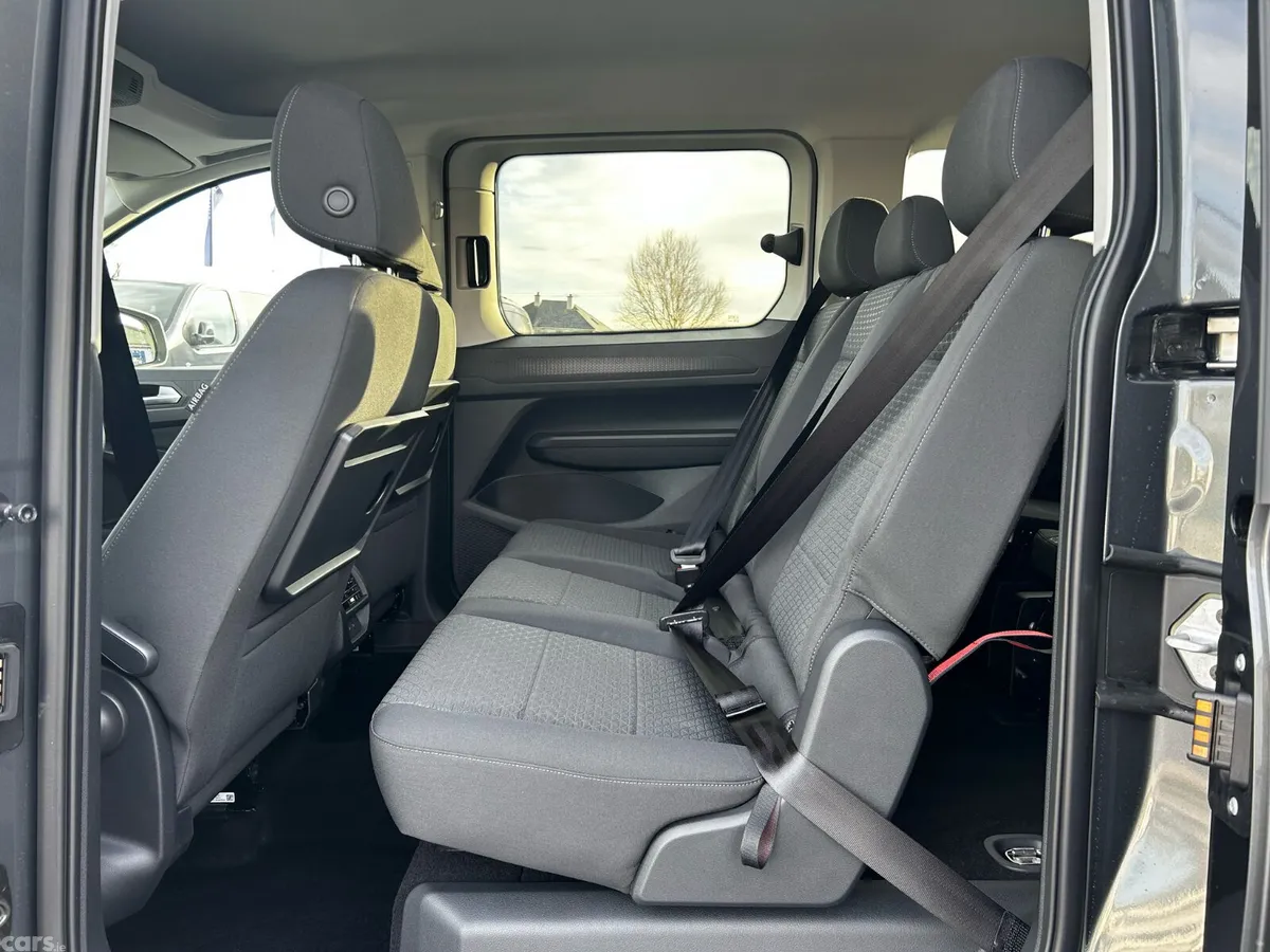 Ford Tourneo Connect MPV, Diesel, 2026, Grey