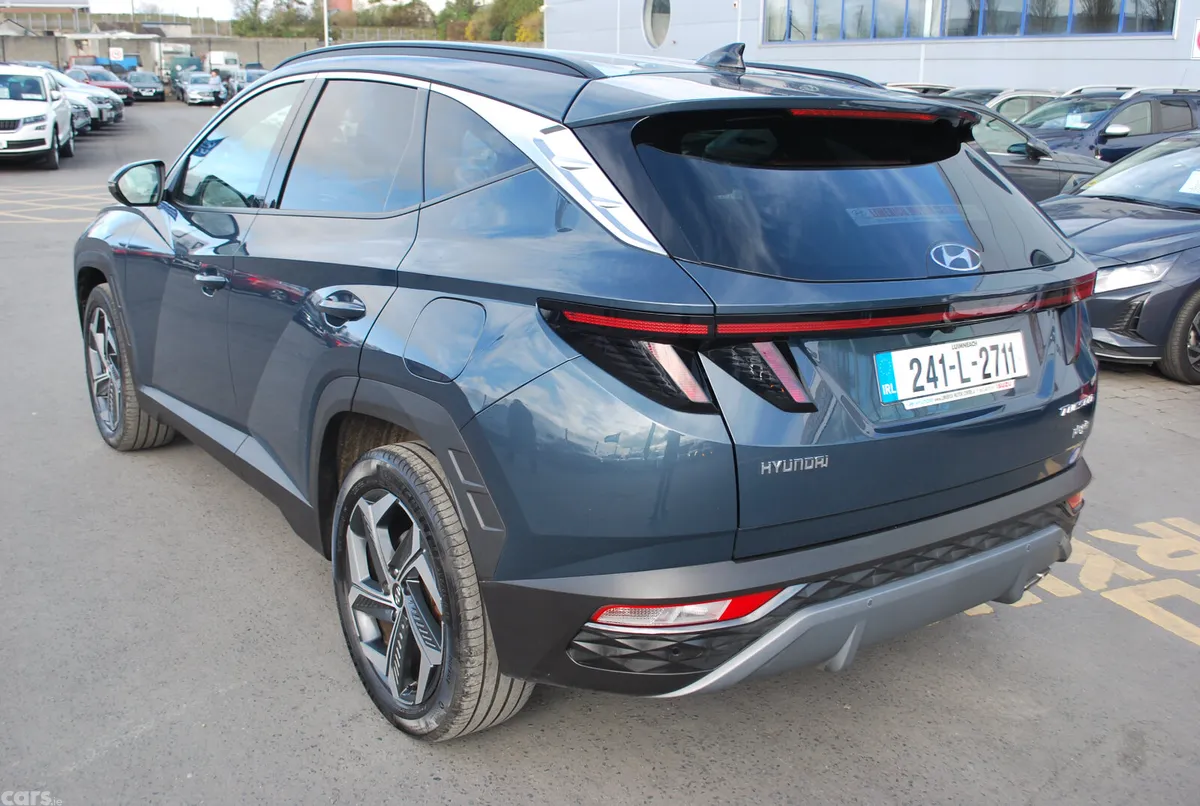 Hyundai Tucson SUV, Petrol Plug-in Hybrid, 2024, Blue