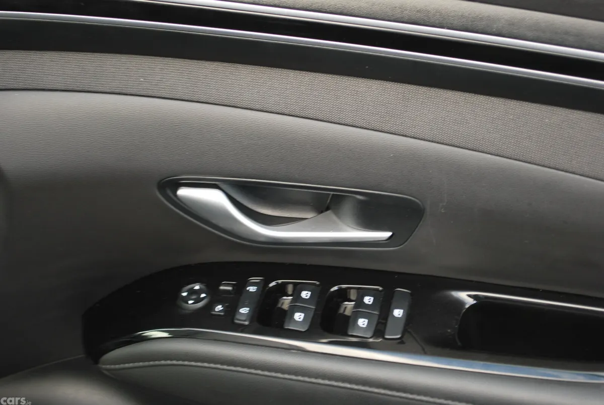 Hyundai Tucson SUV, Petrol Plug-in Hybrid, 2024, Blue