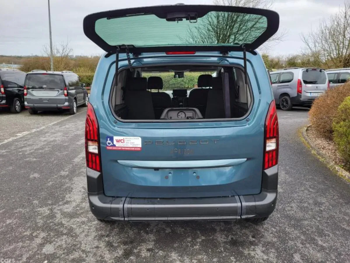 Peugeot Rifter MPV, Diesel, 2026, Blue