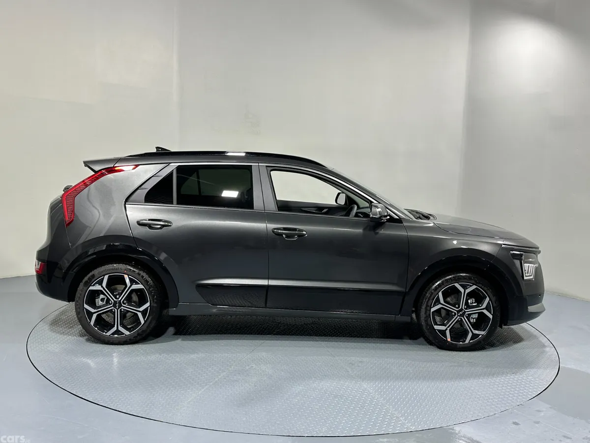 Kia Niro Estate, Petrol Plug-in Hybrid, 2025, Grey