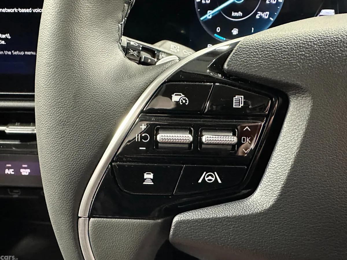 Kia Niro Estate, Petrol Plug-in Hybrid, 2025, Grey