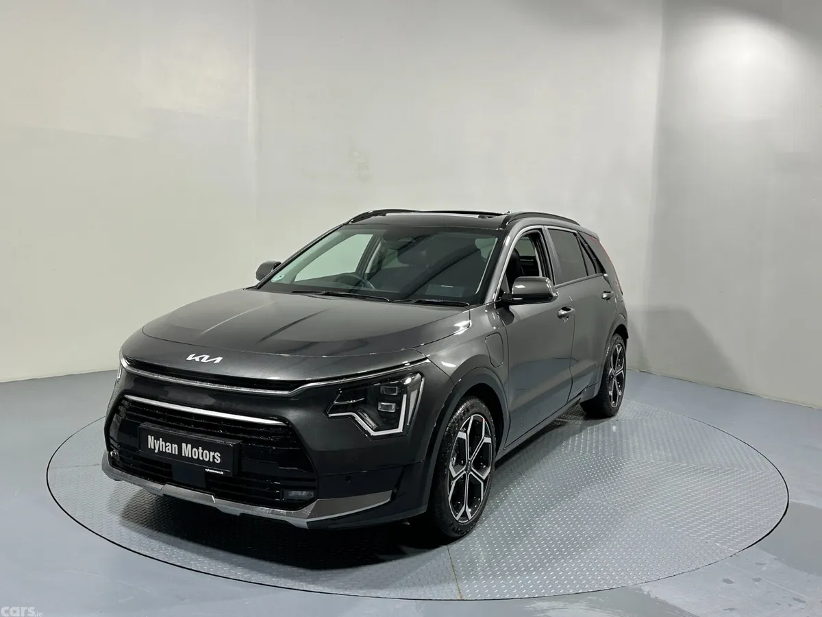 Kia Niro Estate, Petrol Plug-in Hybrid, 2025, Grey