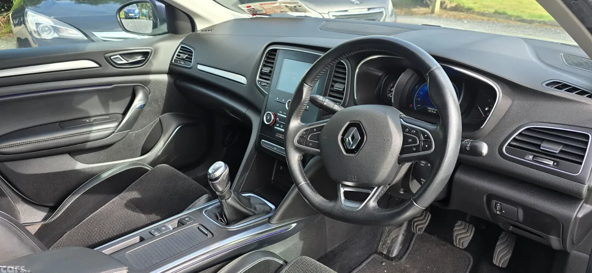 Renault Megane Hatchback, Diesel, 2017, Grey
