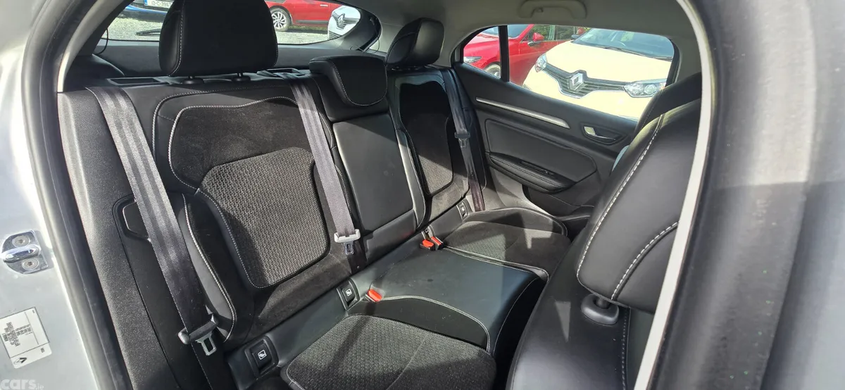 Renault Megane Hatchback, Diesel, 2017, Grey