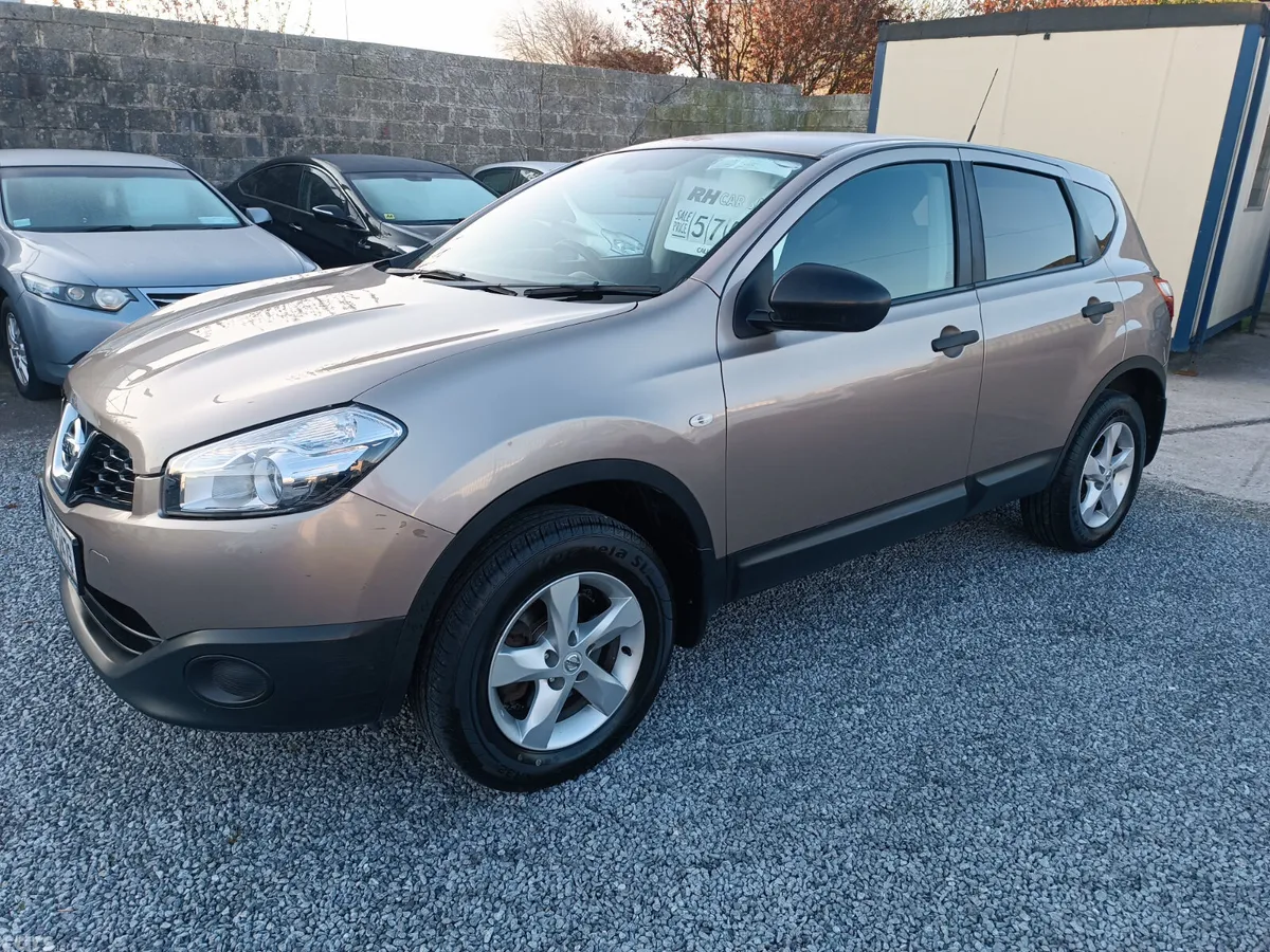 Nissan Qashqai MPV, Diesel, 2013, Brown