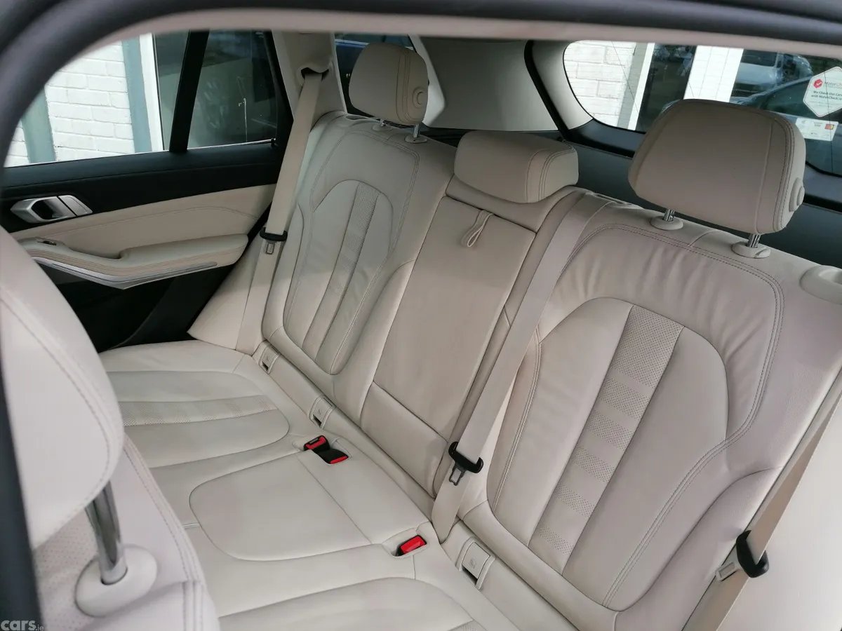 BMW X5 SUV, Petrol Hybrid, 2021, Blue