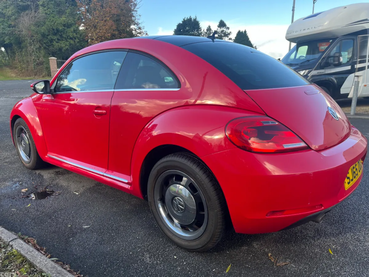 Volkswagen Beetle Hatchback, Petrol, 2015, Red