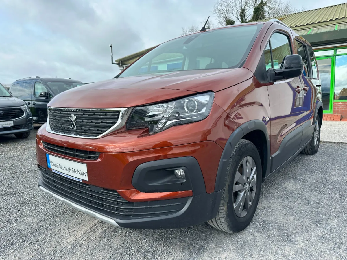 Peugeot Rifter MPV, Diesel, 2022, Bronze