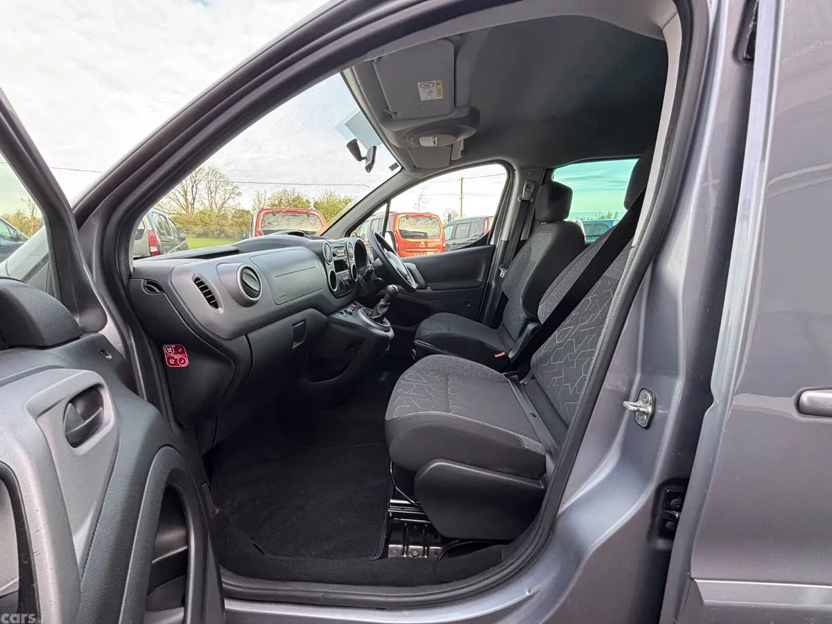 Peugeot Partner MPV, Diesel, 2017, Grey