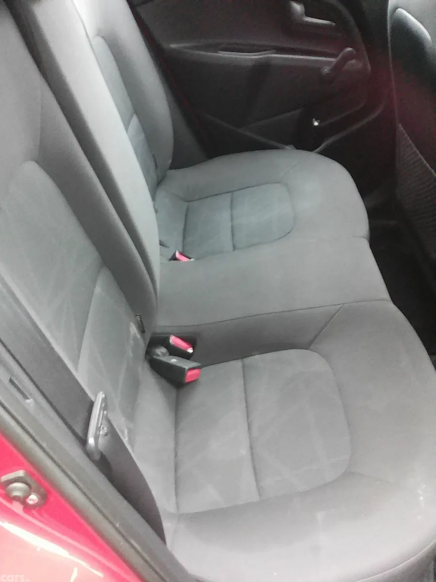 Kia Rio Hatchback, Diesel, 2013, Red