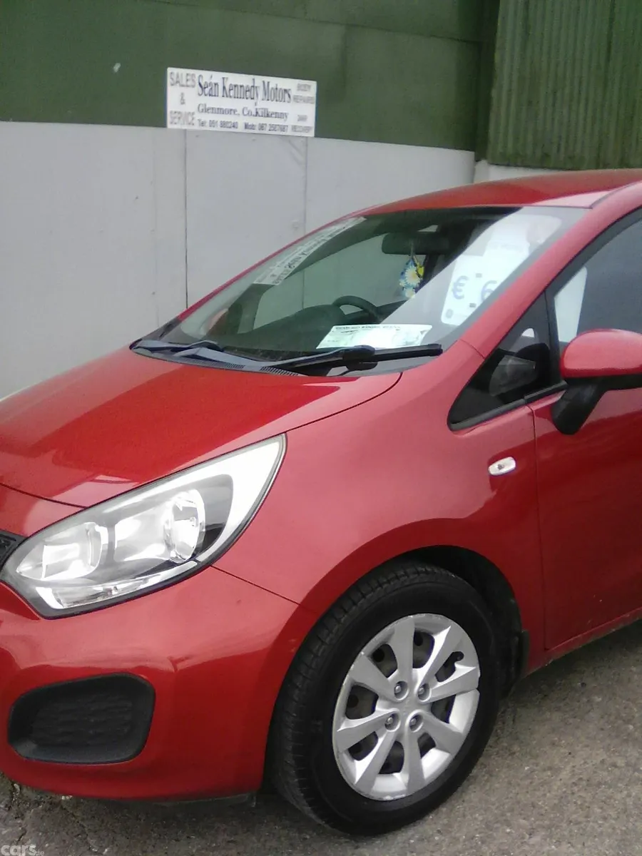 Kia Rio Hatchback, Diesel, 2013, Red