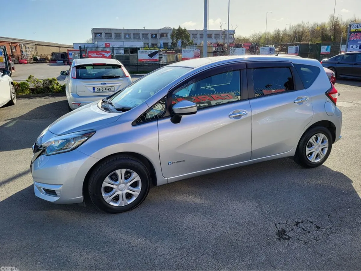 Nissan Note MPV, Petrol Hybrid, 2016, Silver