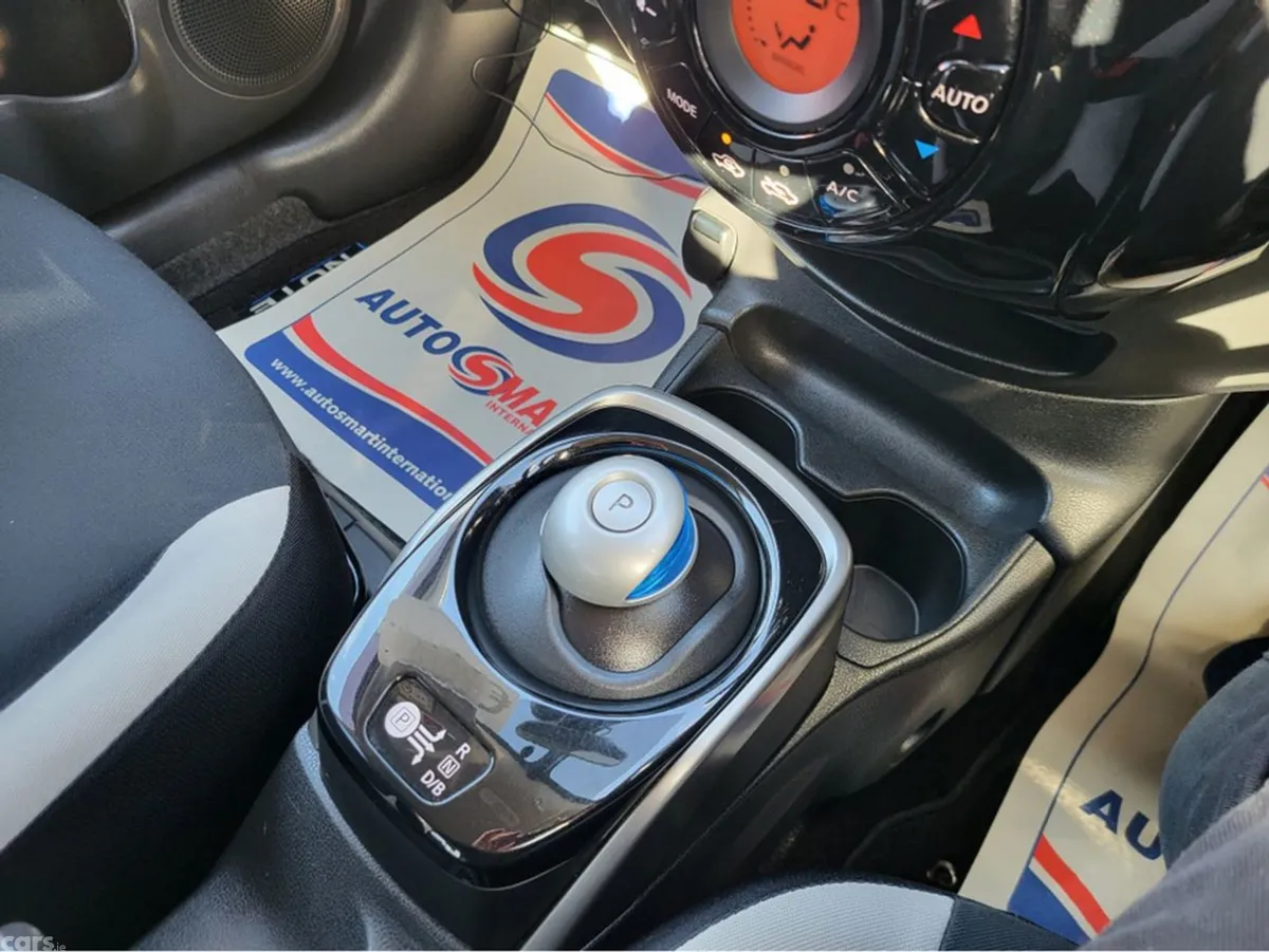 Nissan Note MPV, Petrol Hybrid, 2016, Silver