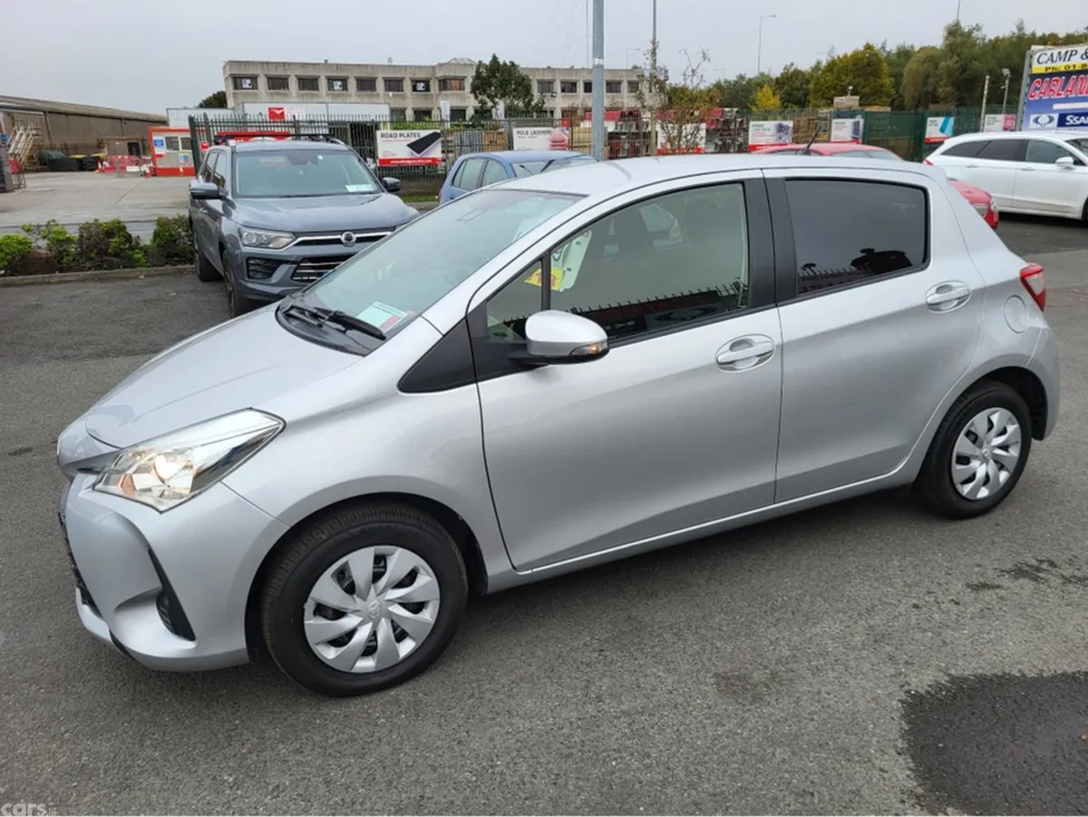Toyota Vitz Hatchback, Petrol, 2018, Silver