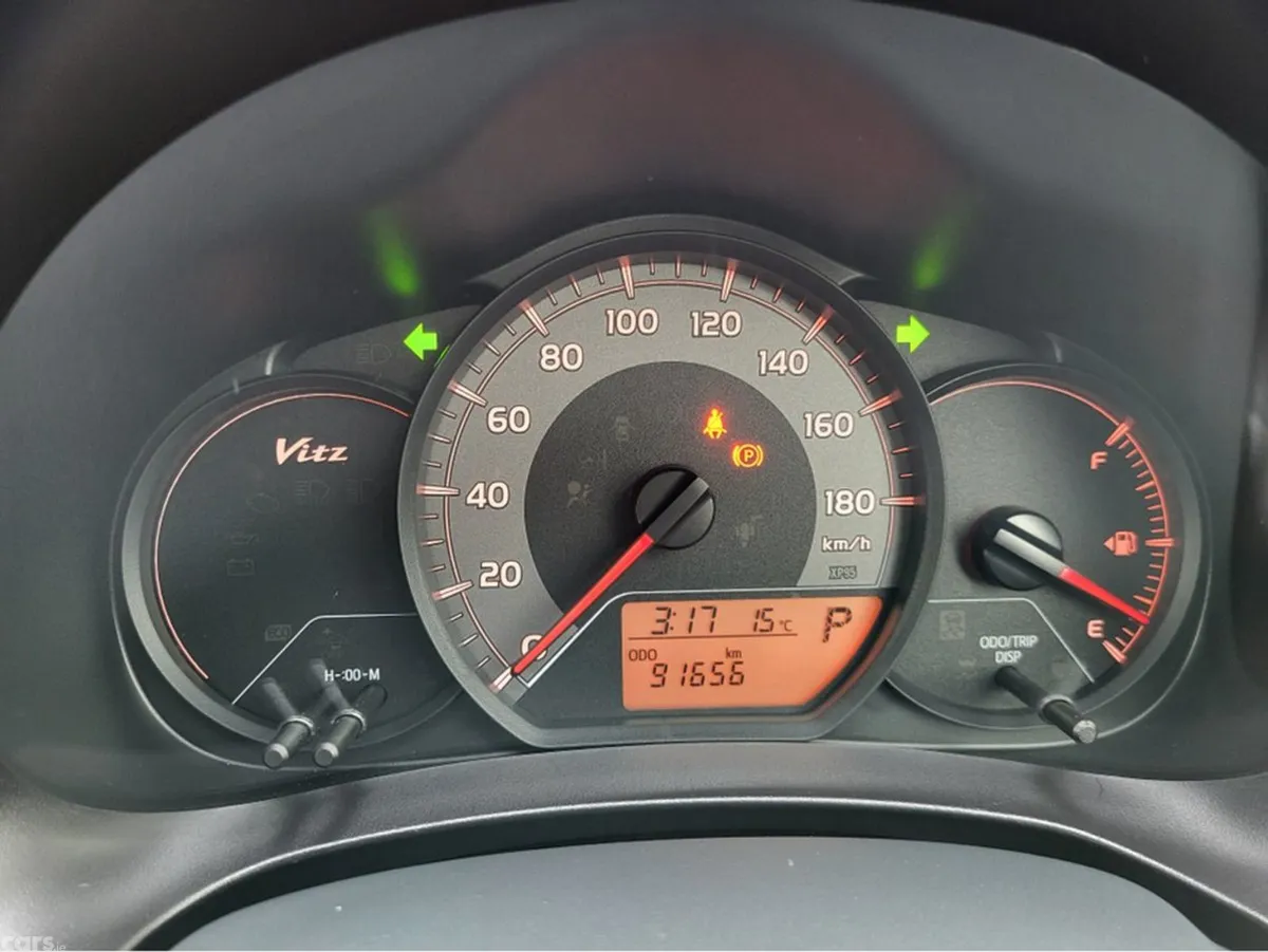 Toyota Vitz Hatchback, Petrol, 2018, Silver