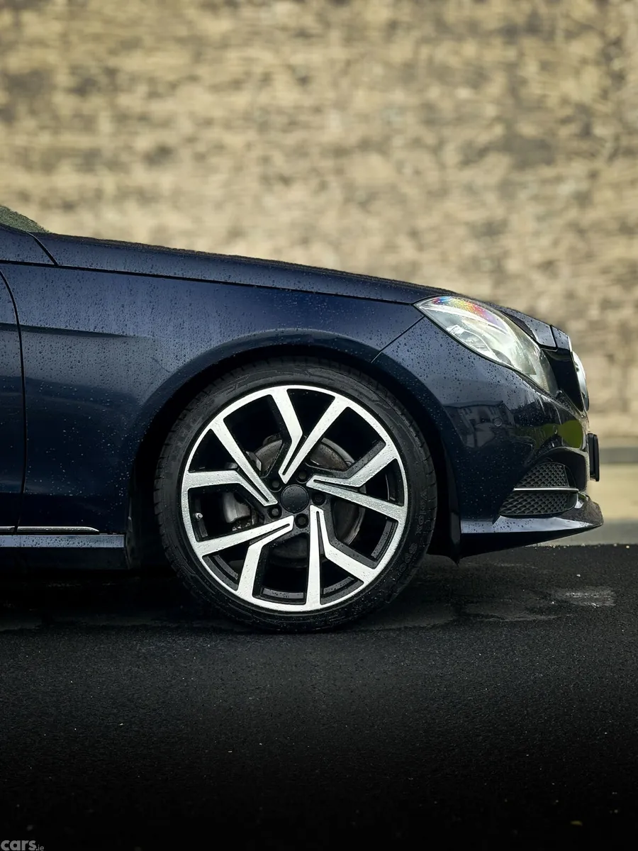 Mercedes-Benz E-Class Saloon, Diesel, 2014, Blue