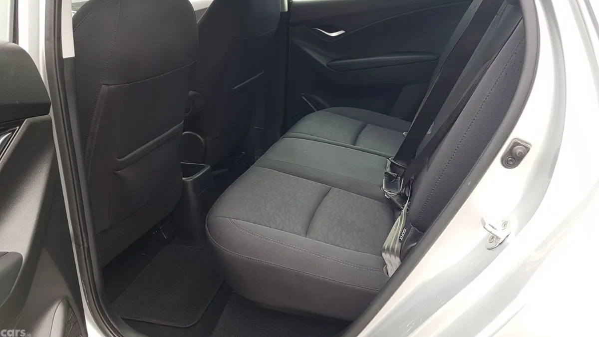 Hyundai ix20 Hatchback, Petrol, 2014, Silver