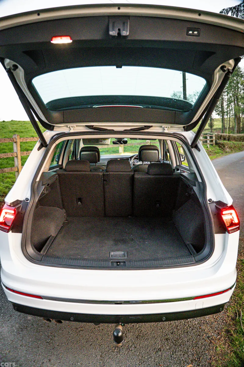 Volkswagen Tiguan SUV, Diesel, 2017, White