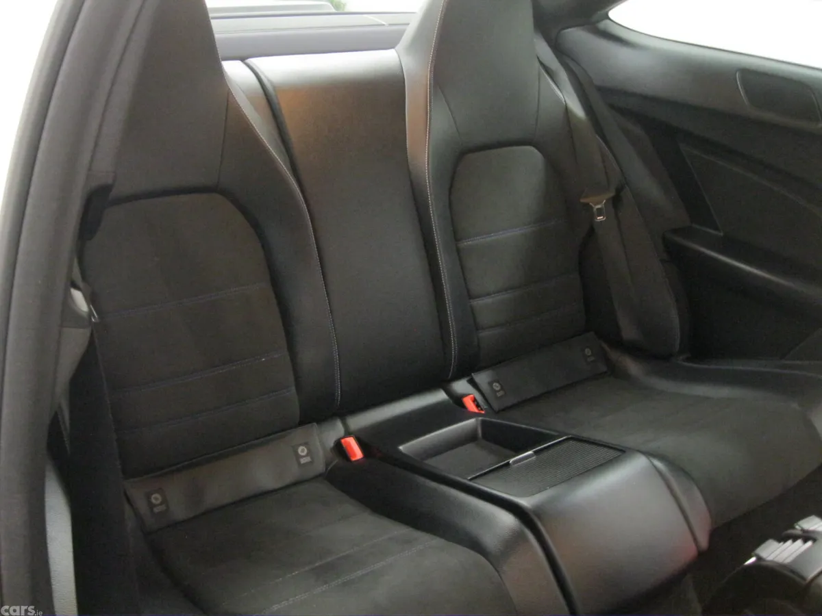 Mercedes-Benz C-Class Coupe, Diesel, 2015, White
