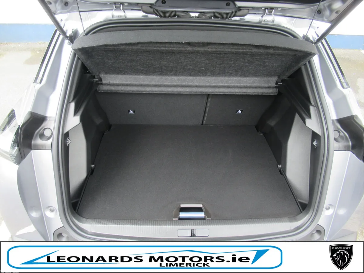 Peugeot 2008 SUV, Petrol Hybrid, 2026, Silver