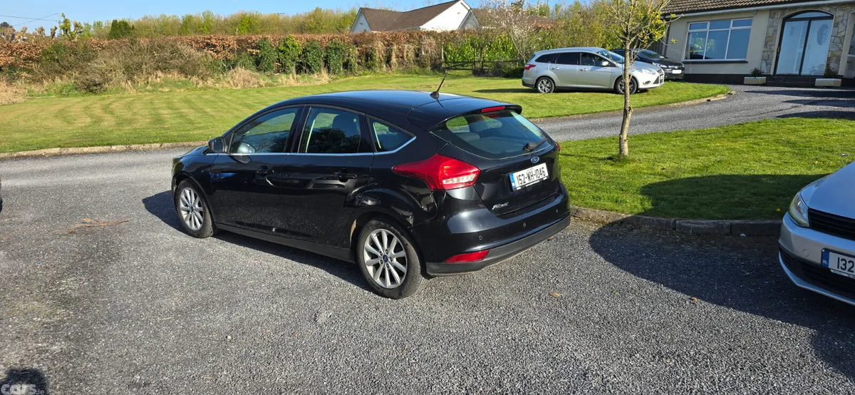 Ford Focus Hatchback, Petrol, 2015, Black