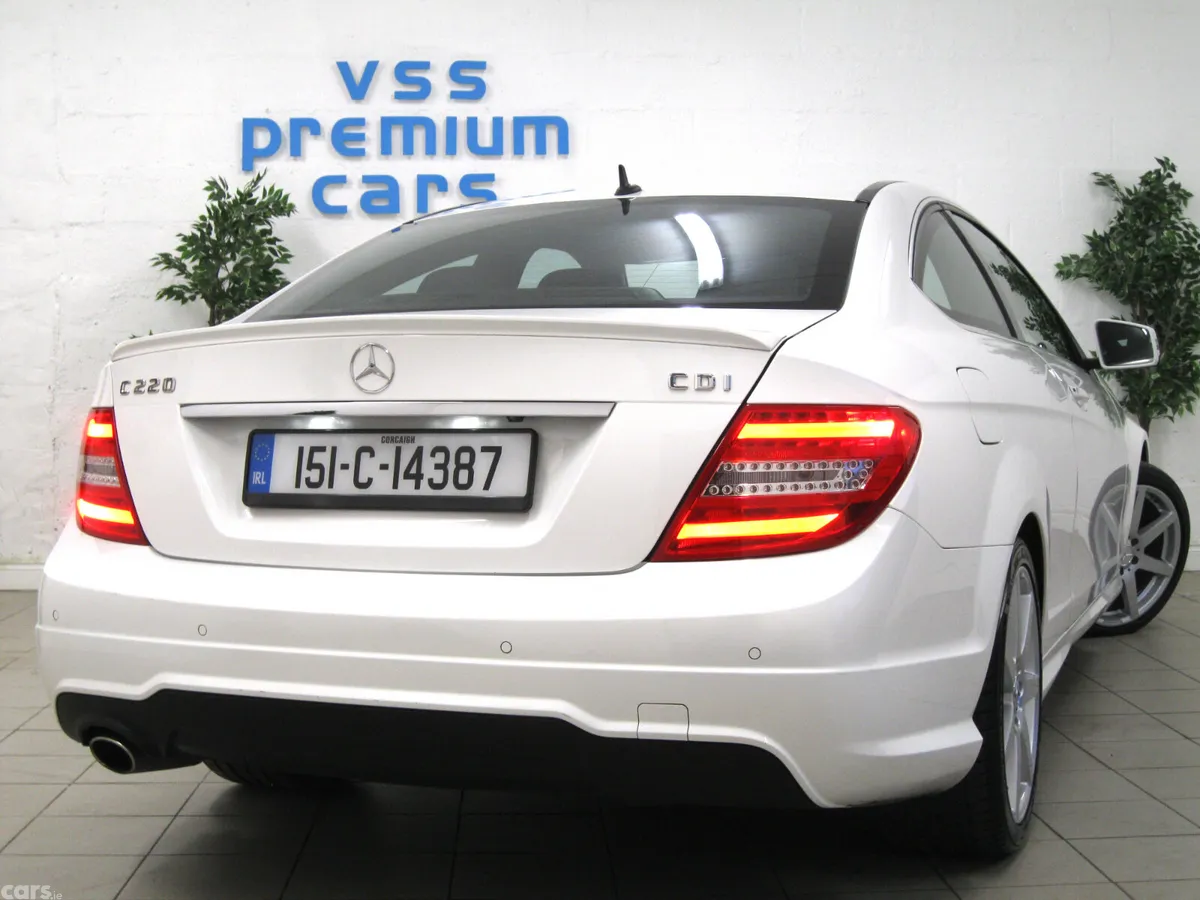 Mercedes-Benz C-Class Coupe, Diesel, 2015, White