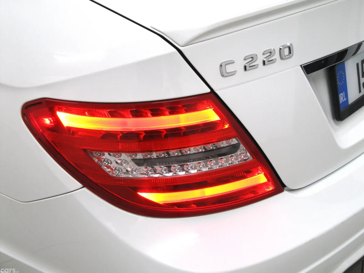Mercedes-Benz C-Class Coupe, Diesel, 2015, White