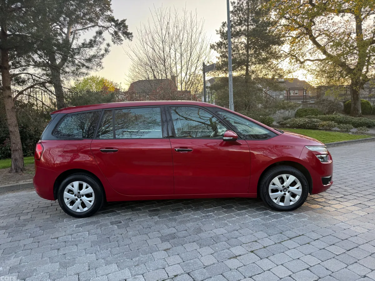 Citroen Grand C4 Picasso Hatchback, Diesel, 2016, Red