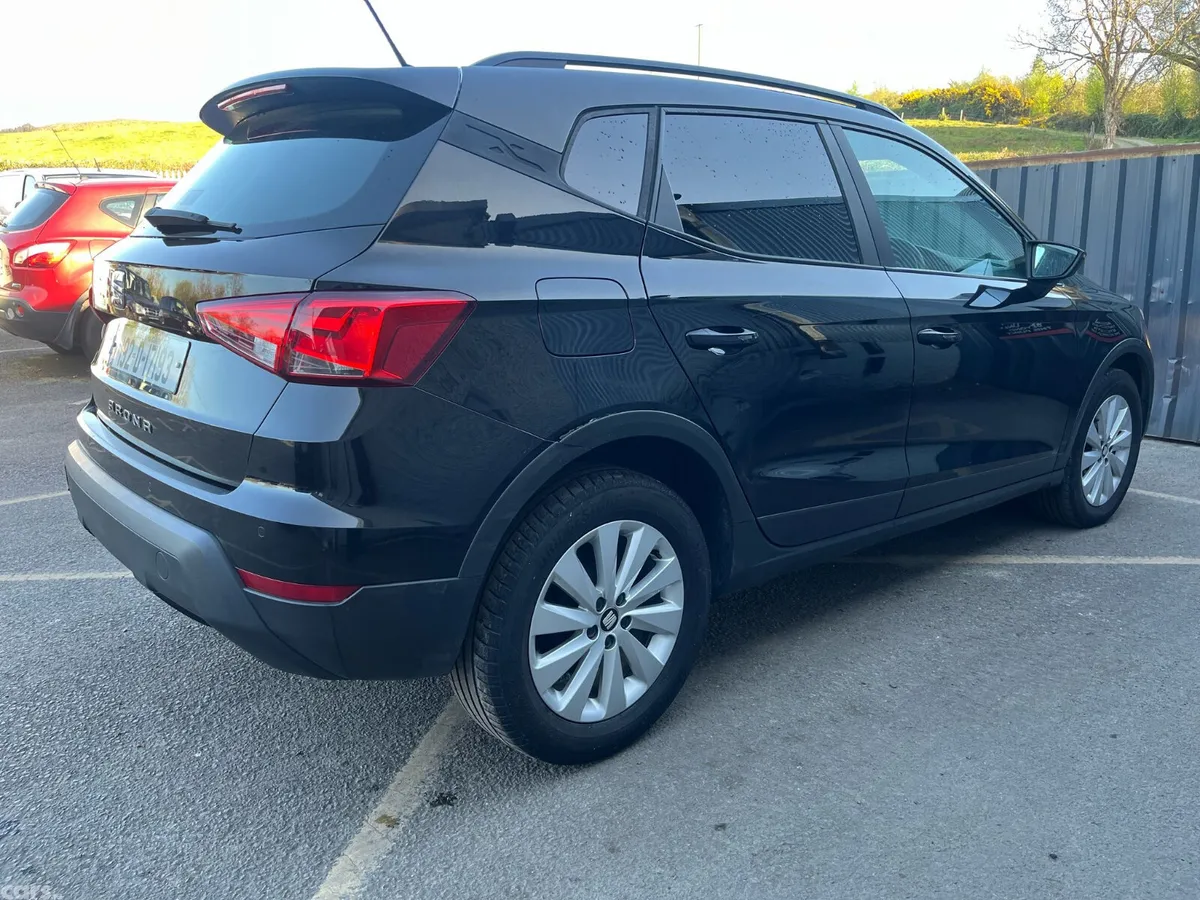 SEAT Arona SUV, Diesel, 2019, Black