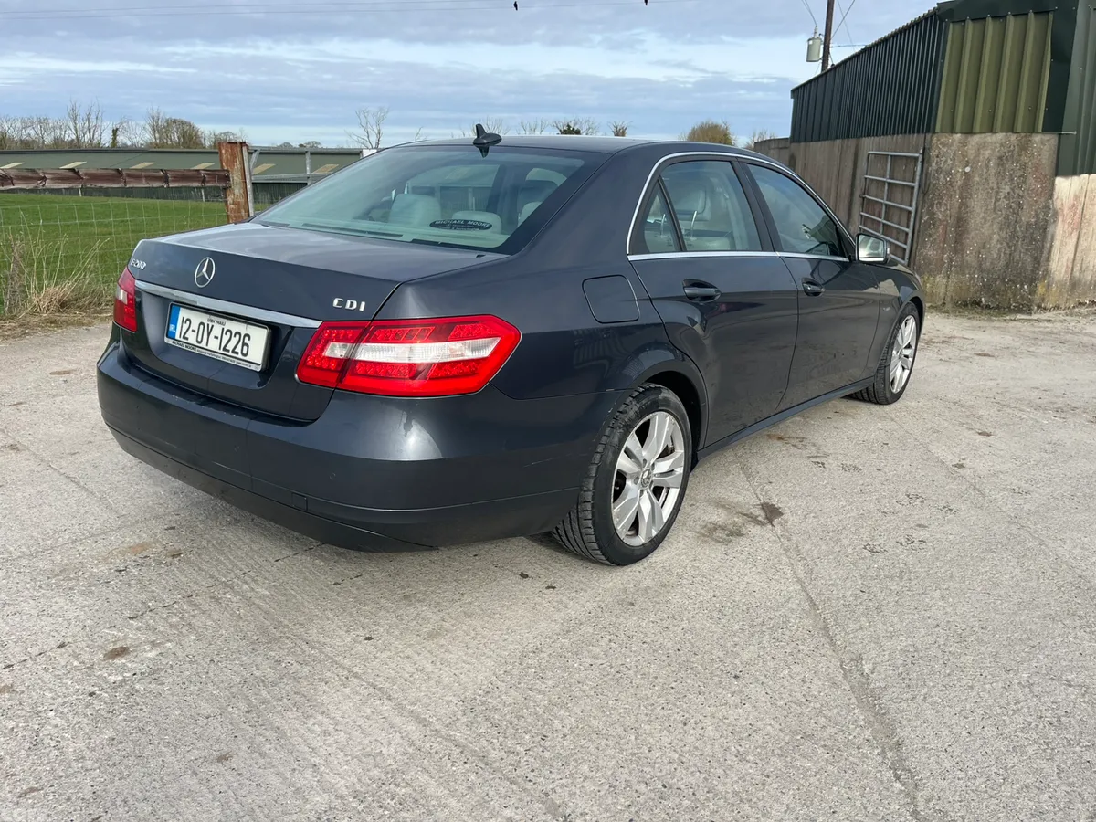Mercedes-Benz E-Class Saloon, Diesel, 2012, Grey