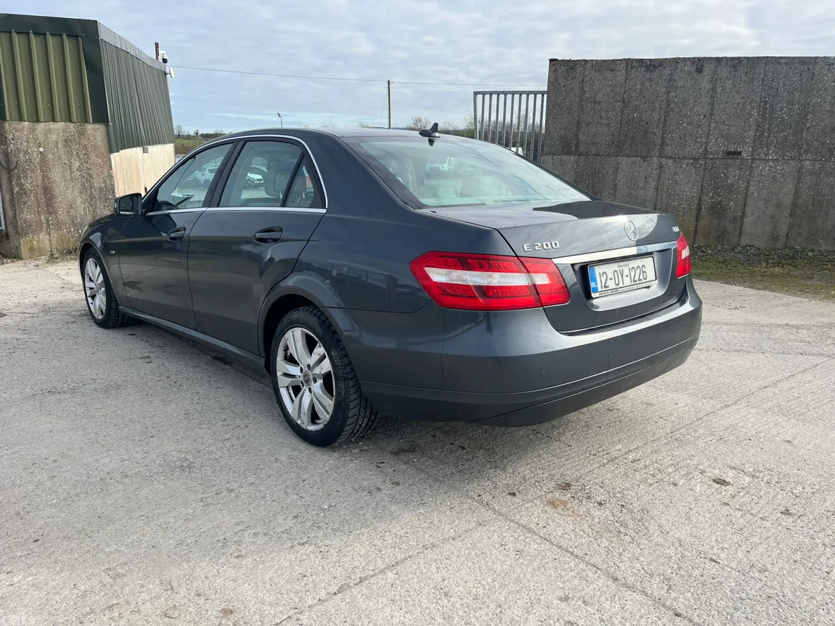 Mercedes-Benz E-Class Saloon, Diesel, 2012, Grey