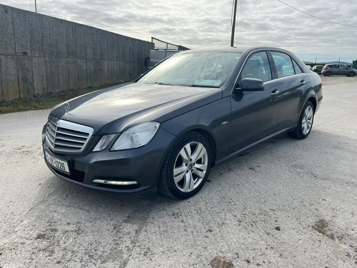 Mercedes-Benz E-Class Saloon, Diesel, 2012, Grey