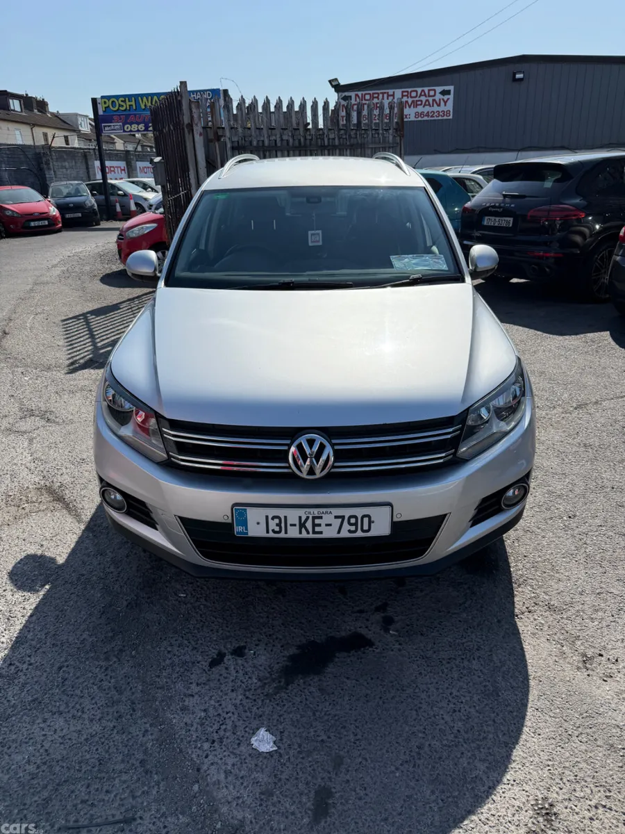 Volkswagen Tiguan SUV, Diesel, 2013, Silver