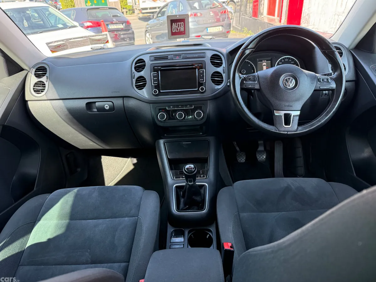 Volkswagen Tiguan SUV, Diesel, 2013, Silver