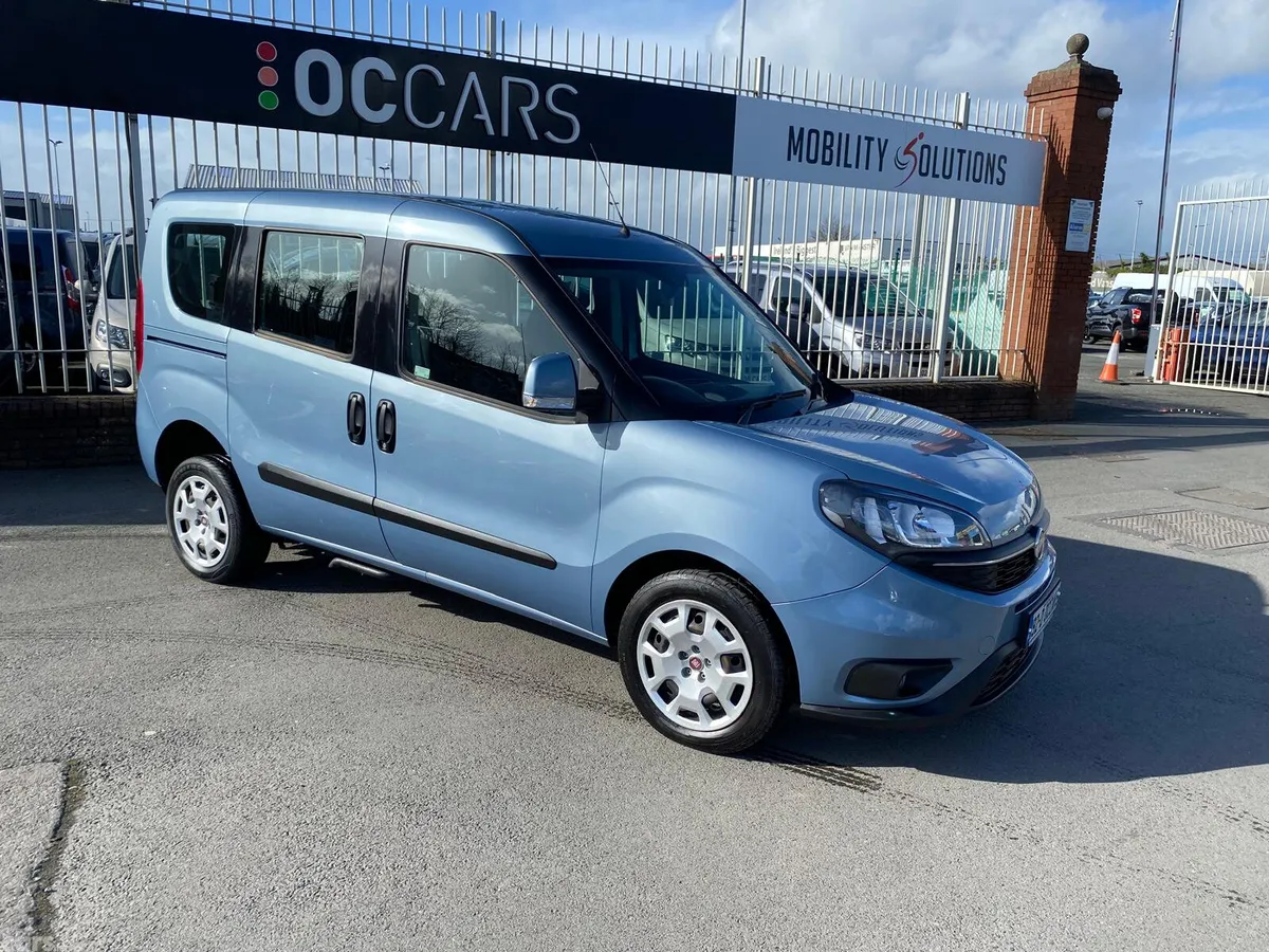 Fiat Doblo Estate, Petrol, 2019, Blue