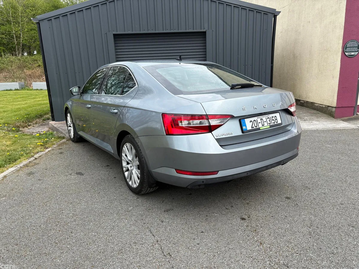 Skoda Superb Saloon, Diesel, 2020, Grey