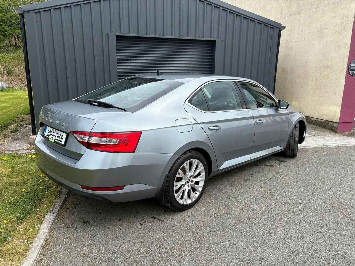 Skoda Superb Saloon, Diesel, 2020, Grey