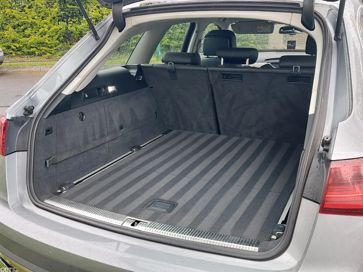 Audi A6 Estate, Diesel, 2017, Grey