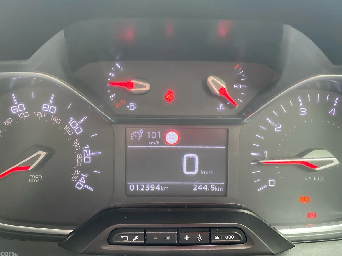 Peugeot Rifter MPV, Diesel, 2022, Blue