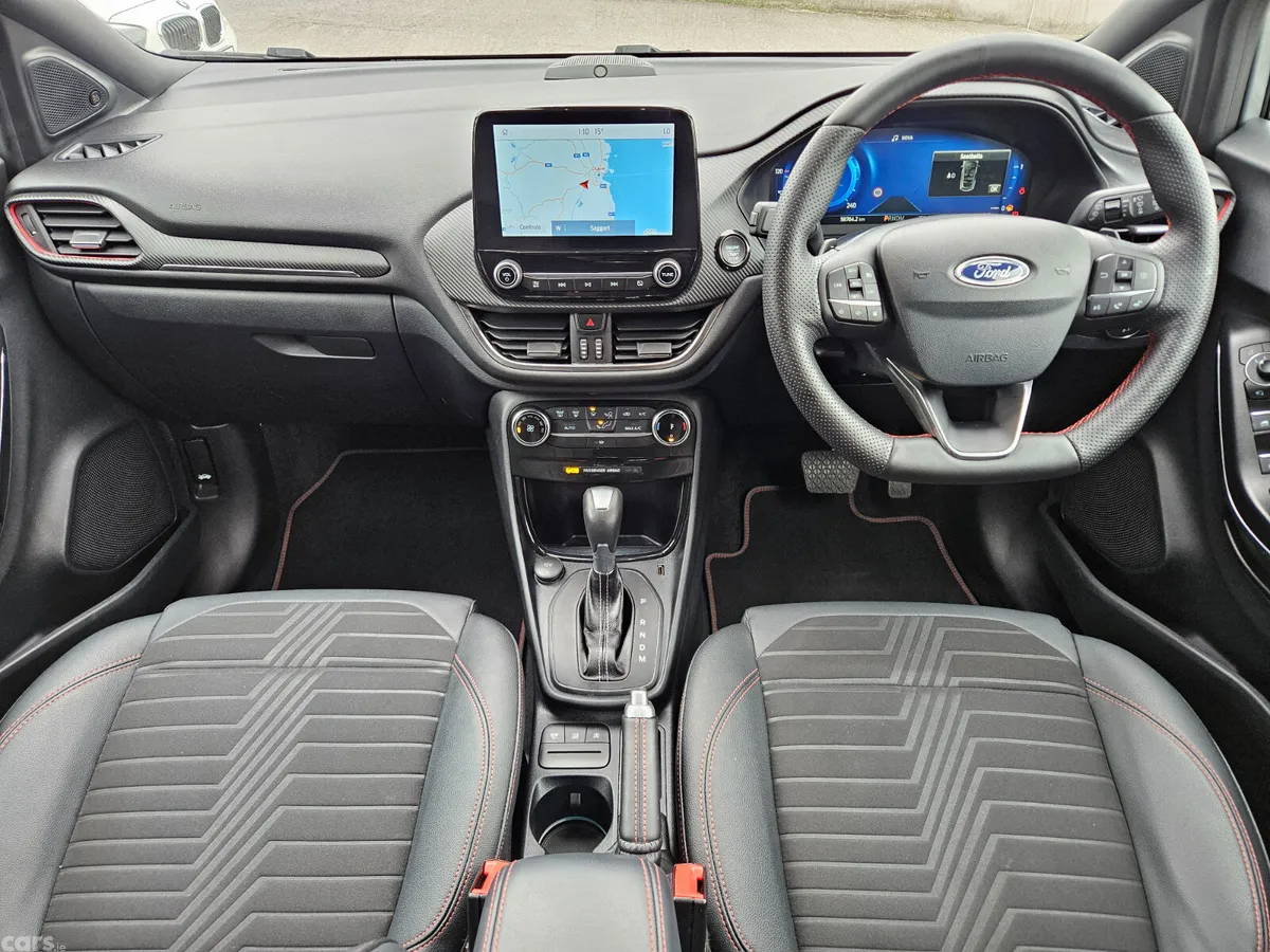 Ford Puma Hatchback, Petrol, 2023, Silver