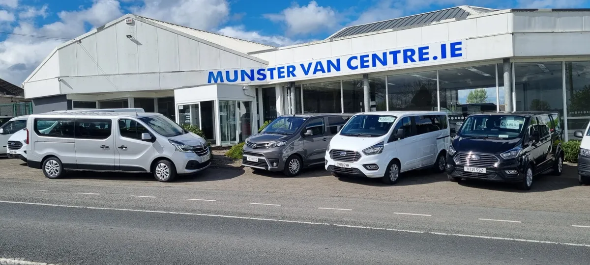 Ford Tourneo MPV, Diesel, 2020, Black