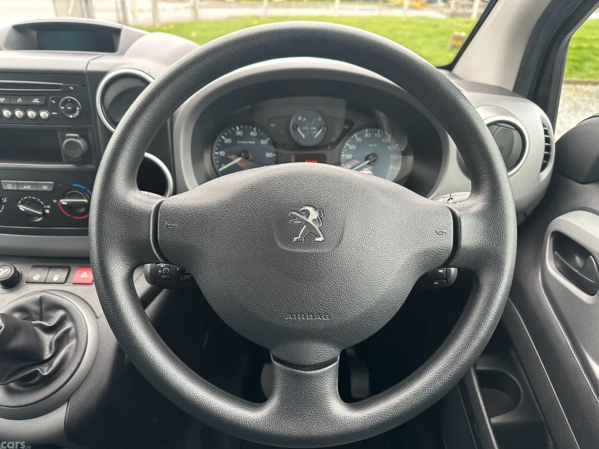 Peugeot Partner Tepee MPV, Diesel, 2019, Silver