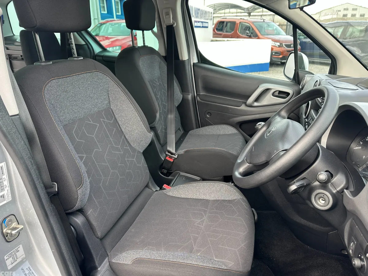 Peugeot Partner Tepee MPV, Diesel, 2019, Silver