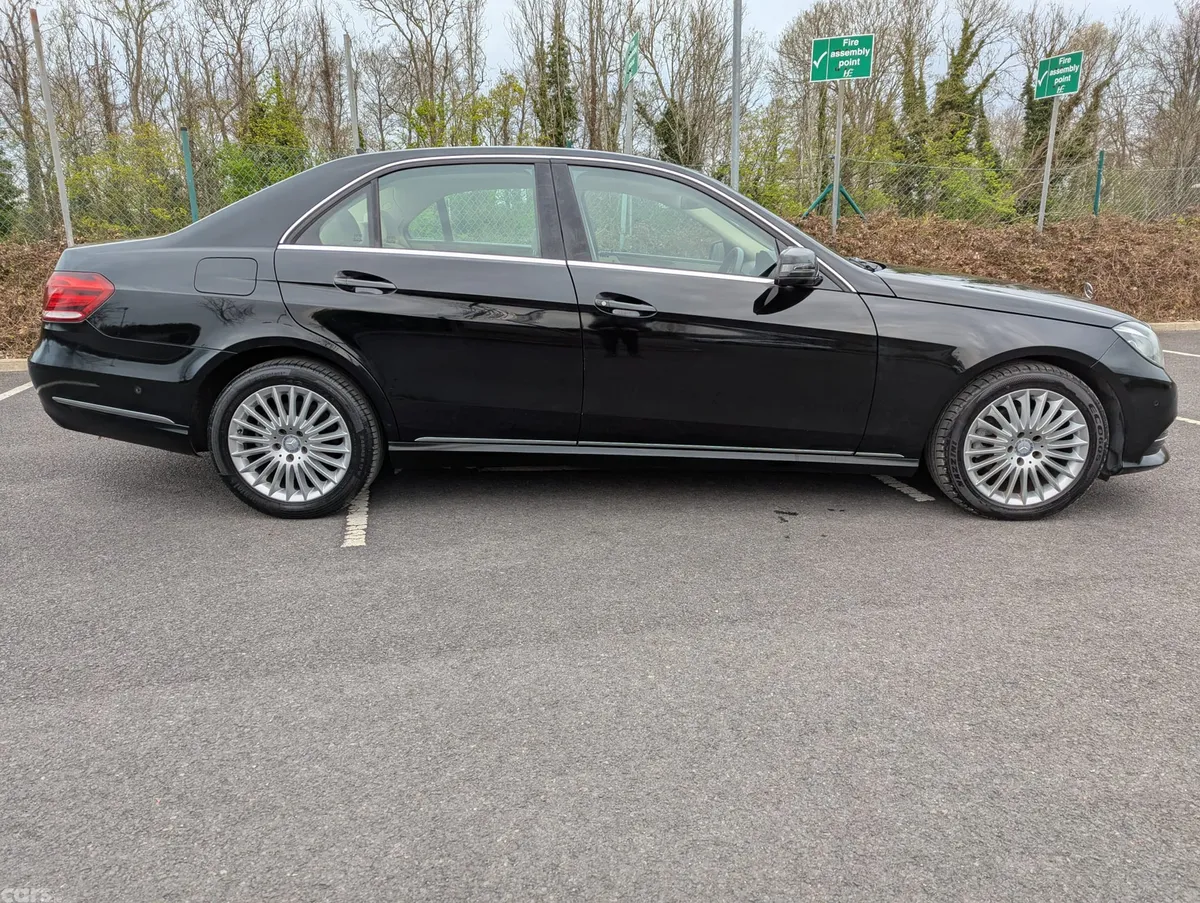 Mercedes-Benz E-Class Saloon, Diesel, 2013, Black