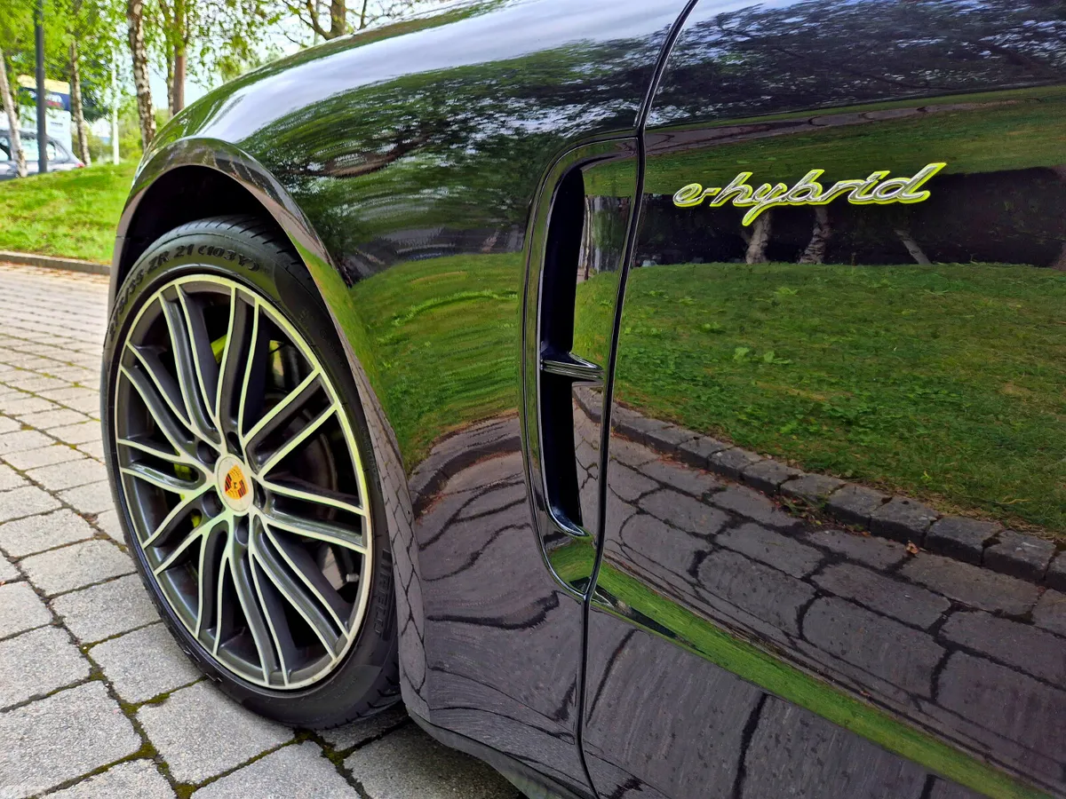 Porsche Panamera Hatchback, Petrol Plug-in Hybrid, 2017, Black