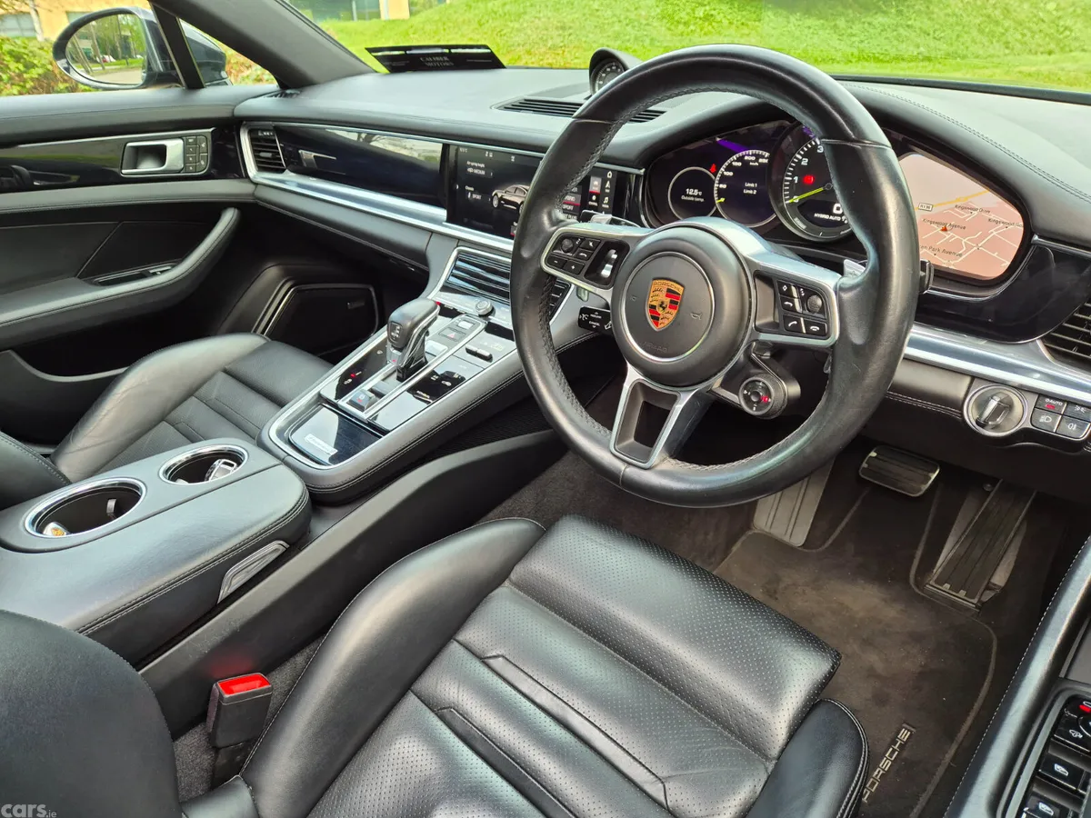 Porsche Panamera Hatchback, Petrol Plug-in Hybrid, 2017, Black