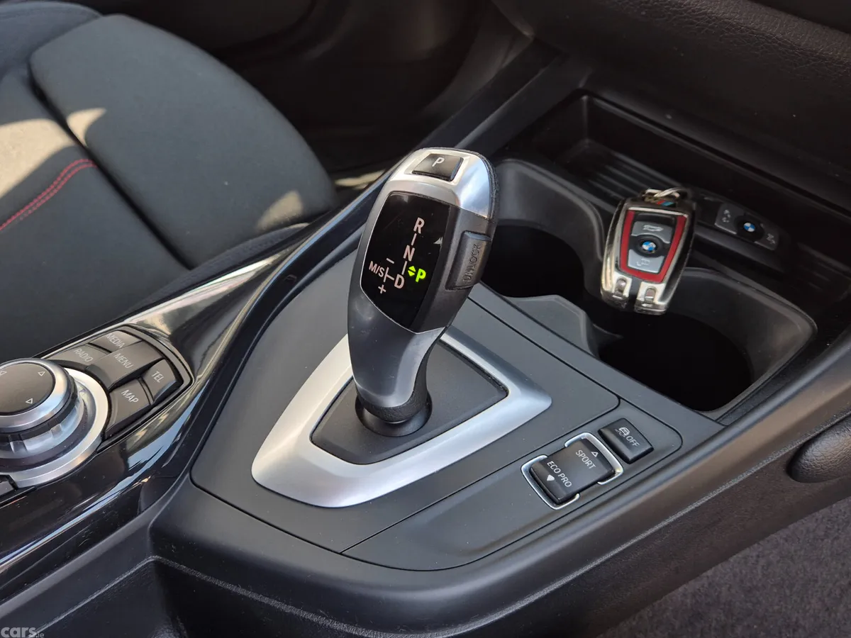 BMW 1-Series Hatchback, Petrol, 2013, White