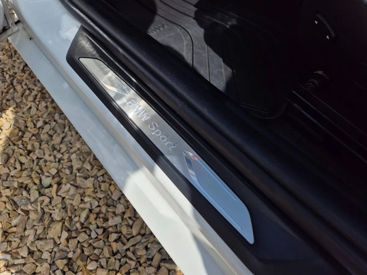 BMW 1-Series Hatchback, Petrol, 2013, White